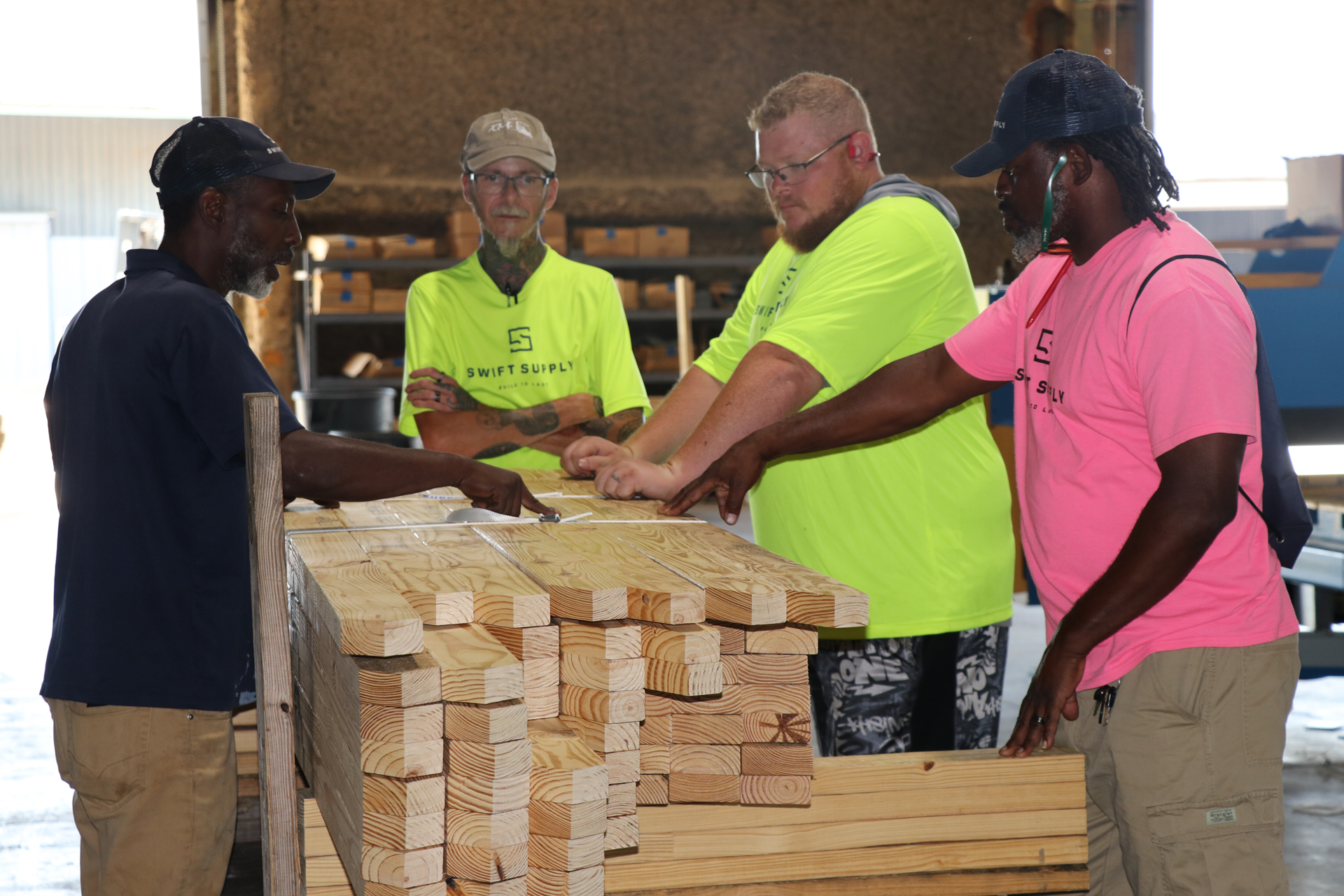 Swift Supply Truss builders, workers, wooden roofs